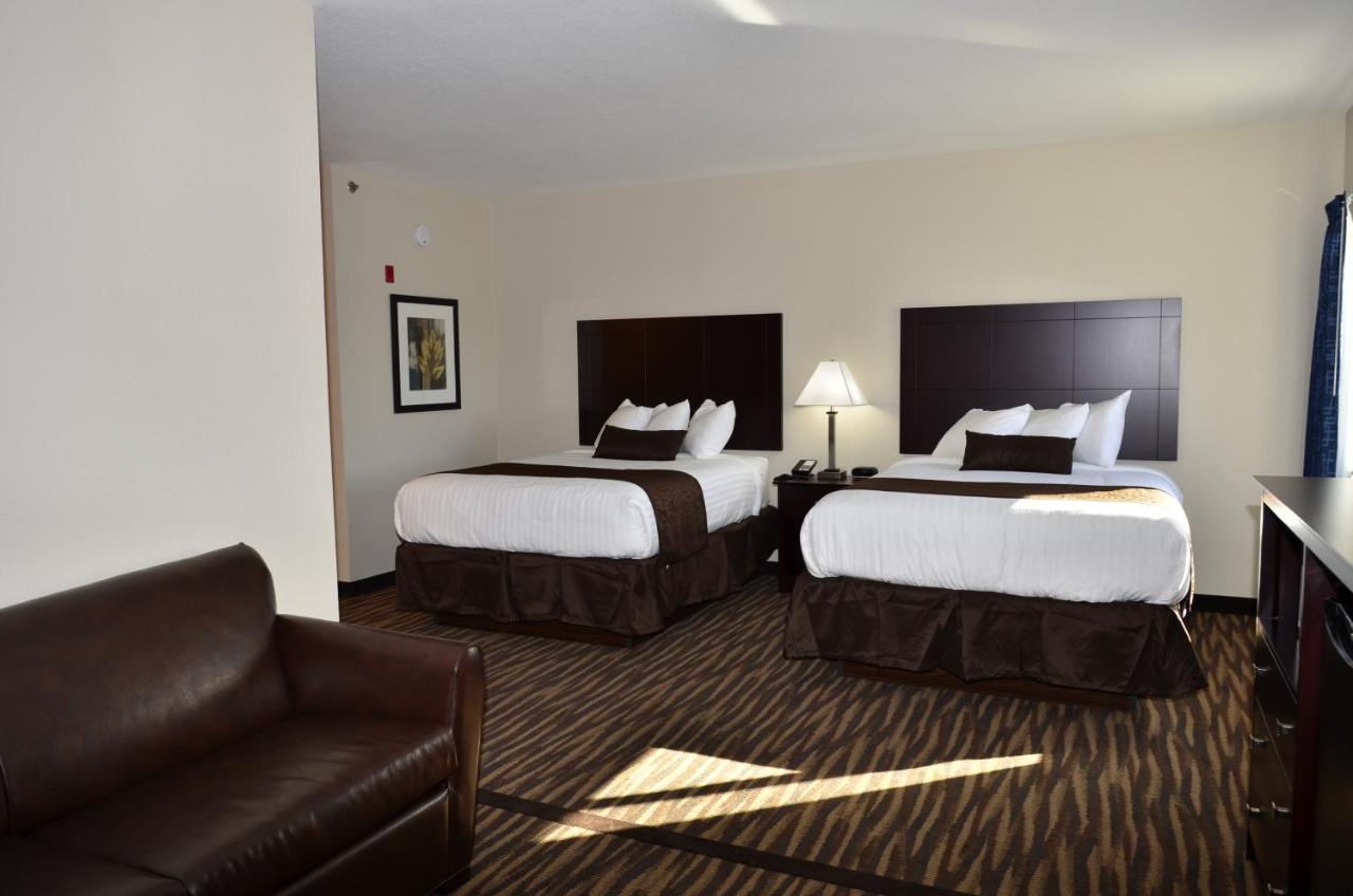 Cobblestone Inn & Suites - Manning Екстериор снимка